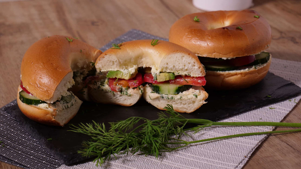 Bagel Veggie Sandwich with Garlic Dill Cream Cheese | ULTREAN – Ultrean