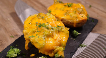 Air fryer Broccoli & Cheese Baked Potatoes | ULTREAN