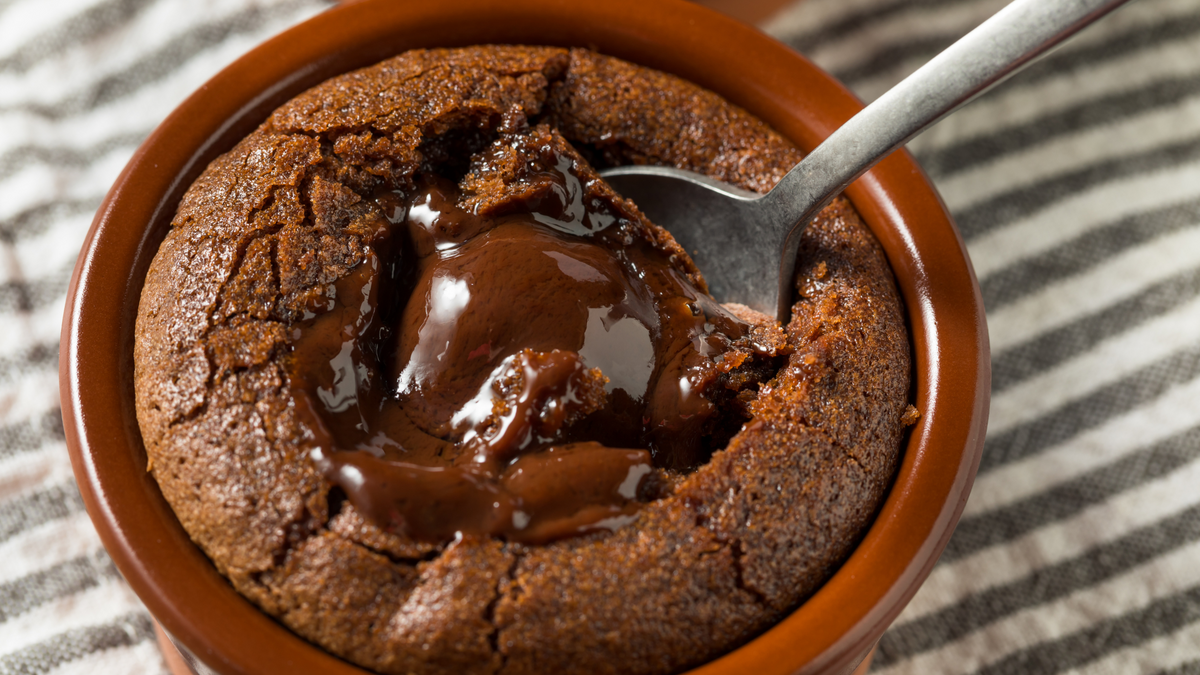 Air Fryer Molten Chocolate Lava Cake – Ultrean